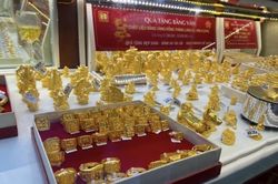 Giá vàng tiếp tục tăng mạnh, SJC vọt lên 118 triệu đồng/lượng