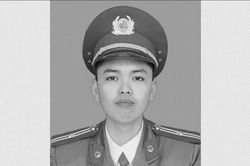 Cấp Bằng Tổ quốc ghi công cho Thiếu tá anh dũng hy sinh khi truy bắt tội phạm ma túy