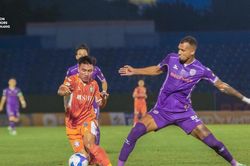 SHB Đà Nẵng xuống đáy, cuộc đua trụ hạng V.League nóng như lửa