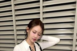 'Gà cưng' một thời của Khắc Tiệp quyến rũ sau 2 lần sinh nở