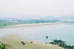Thời tiết Nghệ An ngày 19/4: Ngày nắng nóng, nhiệt độ cao nhất 37℃
