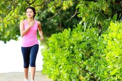 8 cách đơn giản giúp bạn chữa lành trong cuộc sống đầy áp lực