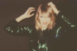 Ca khúc 'Shake It Off': Khi Taylor Swift rũ bỏ hết vướng bận
