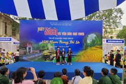 Thắp lửa tri thức trong kỷ nguyên vươn mình của dân tộc