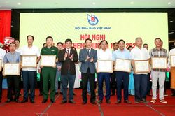 Thúc đẩy tinh thần cống hiến và nâng tầm báo chí cách mạng Việt Nam