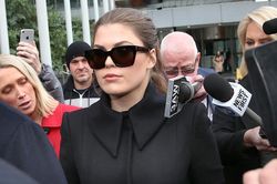 Belle Gibson và bê bối quảng cáo sai sự thật, chuyển thể thành phim Netflix
