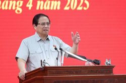 Thủ tướng Phạm Minh Chính họp với các bộ, ngành, địa phương về các dự án trọng điểm khu vực phía Nam