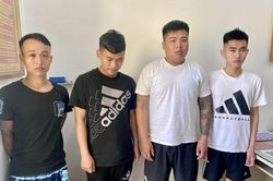 Bắt quả tang nhóm bảo kê kinh doanh ở biển Hải Tiến