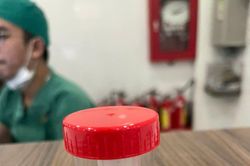 Nguy hiểm từ súng đồ chơi: Bé trai 5 tuổi vị viên bi bắn xuyên má, gãy xương mặt