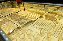 Vàng SJC xác lập kỷ lục mới 121 triệu đồng/lượng