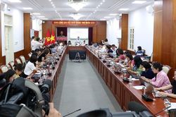 Những ai sẽ bị gọi tên khi 'làm điểm' hạn chế trên báo chí, sân khấu…?