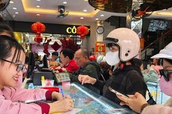 Giá vàng hôm nay 23/4/2025: Giá vàng trong nước và thế giới tăng mạnh tạo kỷ lục mới