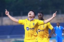 Sông Lam Nghệ An và hành trình trụ hạng đầy chông gai