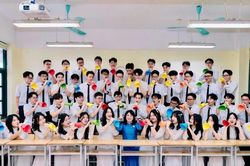 Hà Nội: Một lớp học đa số học sinh đều đạt chứng chỉ IELTS từ 7.0 và SAT từ 1400 trở lên