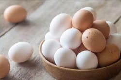 Ăn bao nhiêu trứng một tuần là đủ?