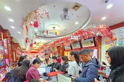 Giá vàng ngày 25/4/2025: Giá vàng trong nước và thế giới quay đầu giảm nhẹ