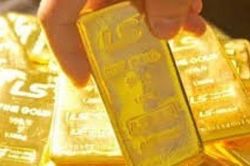 Giá vàng hôm nay (25/4): Thế giới và trong nước tiếp tục leo dốc