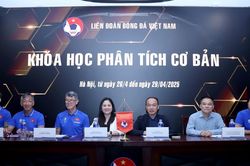Bóng đá Việt Nam lần đầu có lớp học phân tích