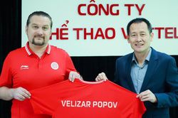 HLV Popov ra mắt Thể Công Viettel, khẳng định ưa thích lối đá tấn công