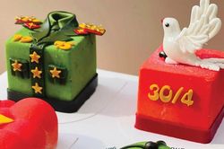 Thêm ý nghĩa với bánh entremet tạo hình