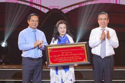 NSND Kim Cương - Trái tim dành cho yêu thương