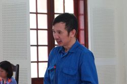 Cưỡng đoạt tài sản người khác để lấy tiền đánh bạc