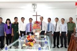 Chủ tịch UBND tỉnh An Giang thăm Ban Đại diện Tin lành tỉnh An Giang