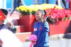 Tiền đạo ĐT Việt Nam tham gia diễu hành trong đại lễ, khẳng định quyết tâm cao ở giải châu Á