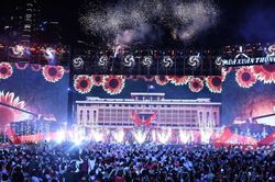 50 năm thống nhất đất nước: Chương trình nghệ thuật đặc biệt 'Mùa Xuân thống nhất'