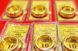 Giá vàng hôm nay 29/04: Lao dốc 'không phanh'?