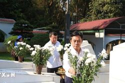 Tháng Tư rực rỡ cờ hoa và lòng biết ơn ở Ngã ba Đồng Lộc