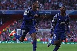 Dembele ghi bàn duy nhất, PSG đánh bại Arsenal ngay tại Emirates
