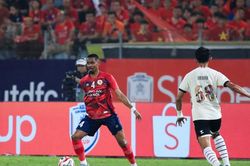 CAHN thắng ngược Makassar để vào chung kết ASEAN Club Championship