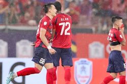 Bùi Hoàng Việt Anh giúp CAHN tăng tốc cho mục tiêu 'ăn ba'