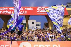 Kỷ lục khán giả ở trận Hà Nội vs Nam Định và ước mơ của người hâm mộ bóng đá Việt