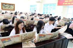 Phụ san đặc biệt của Báo Nhân Dân đến với cán bộ giáo viên và học sinh tỉnh Thái Bình