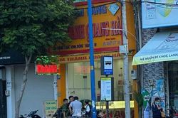 Đã bắt giữ 2 nghi phạm cướp tiệm vàng tại huyện Hóc Môn