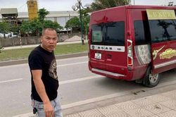 Đe dọa xúc phạm nữ hành khách, tài xế Limousine bị công an triệu tập