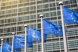 EU bế tắc pháp lý trong nỗ lực cắt khí đốt Nga