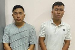 Anh em ruột cầm búa đập kính cướp tiệm vàng ở Hóc Môn khai gì?