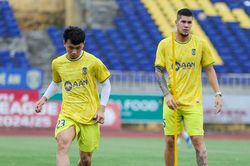 Sông Lam Nghệ An tập trung cao độ trước trận gặp Hà Nội FC