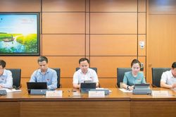 Đại biểu Quốc hội Nghệ An thảo luận quy định pháp lý về năng lượng nguyên tử, đổi mới sáng tạo