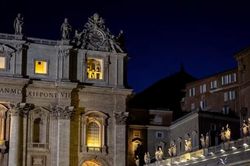Thế giới dõi theo mật nghị ở Vatican, chờ 'khói trắng' báo hiệu tân Giáo hoàng