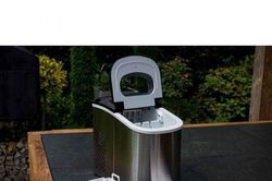 Máy làm đá Caso 3301 IceMaster Pro: Giải pháp làm đá nhanh chóng và tiện lợi cho gia đình