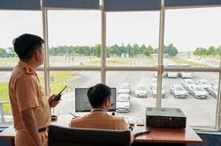 Công an tỉnh Nghệ An tổ chức kỳ sát hạch lái xe đầu tiên