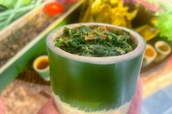 Thưởng thức chẻo lá hẹ, pá pính pép... khi về với miền Tây Nghệ An