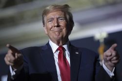 Hôm nay, ông Trump sẽ mở họp báo về thỏa thuận thương mại với một 'nước lớn'