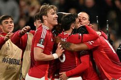 Mount rực sáng, Man Utd đánh bại Bilbao để vào chung kết Europa League
