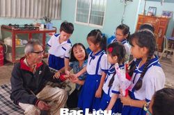Thiếu nhi Bạc Liêu thi đua làm việc tốt