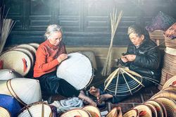 Làng nghề Việt Nam rực rỡ trong ống kính nữ nhiếp ảnh gia quốc tế Helena Vân